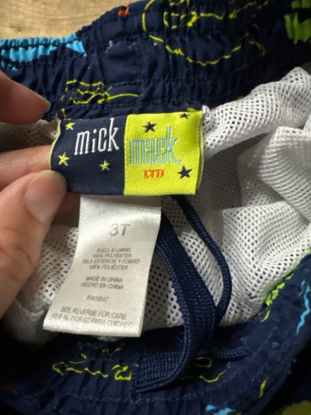 Mick Mack Ltd swim trunks, alligator, size 3T - Picture 3 of 4